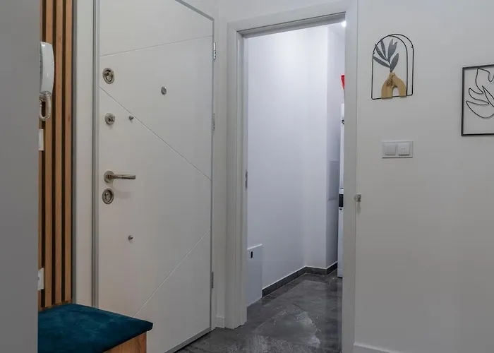 Luxury & Modern - Rowing Canal شقة