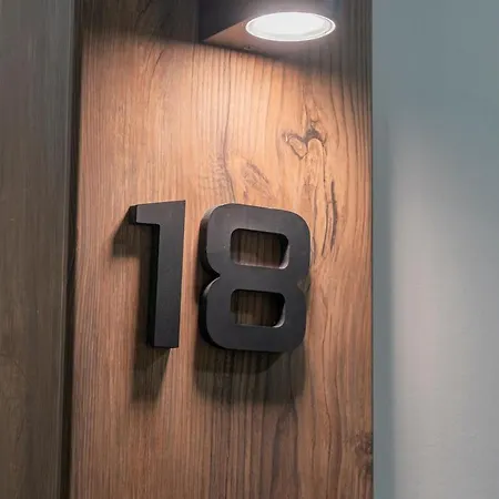 Luxury & Modern - Rowing Canal Apartment Plovdiv