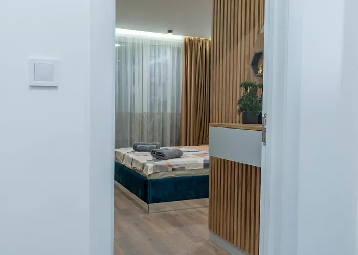 Luxury & Modern - Rowing Canal Апартамент *