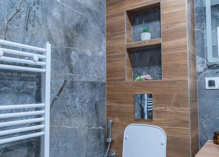 Luxury & Modern - Rowing Canal Апартамент